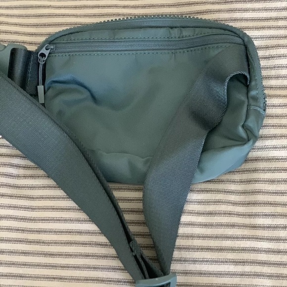 Lululemon Belt Bag - Picture 3 of 3
